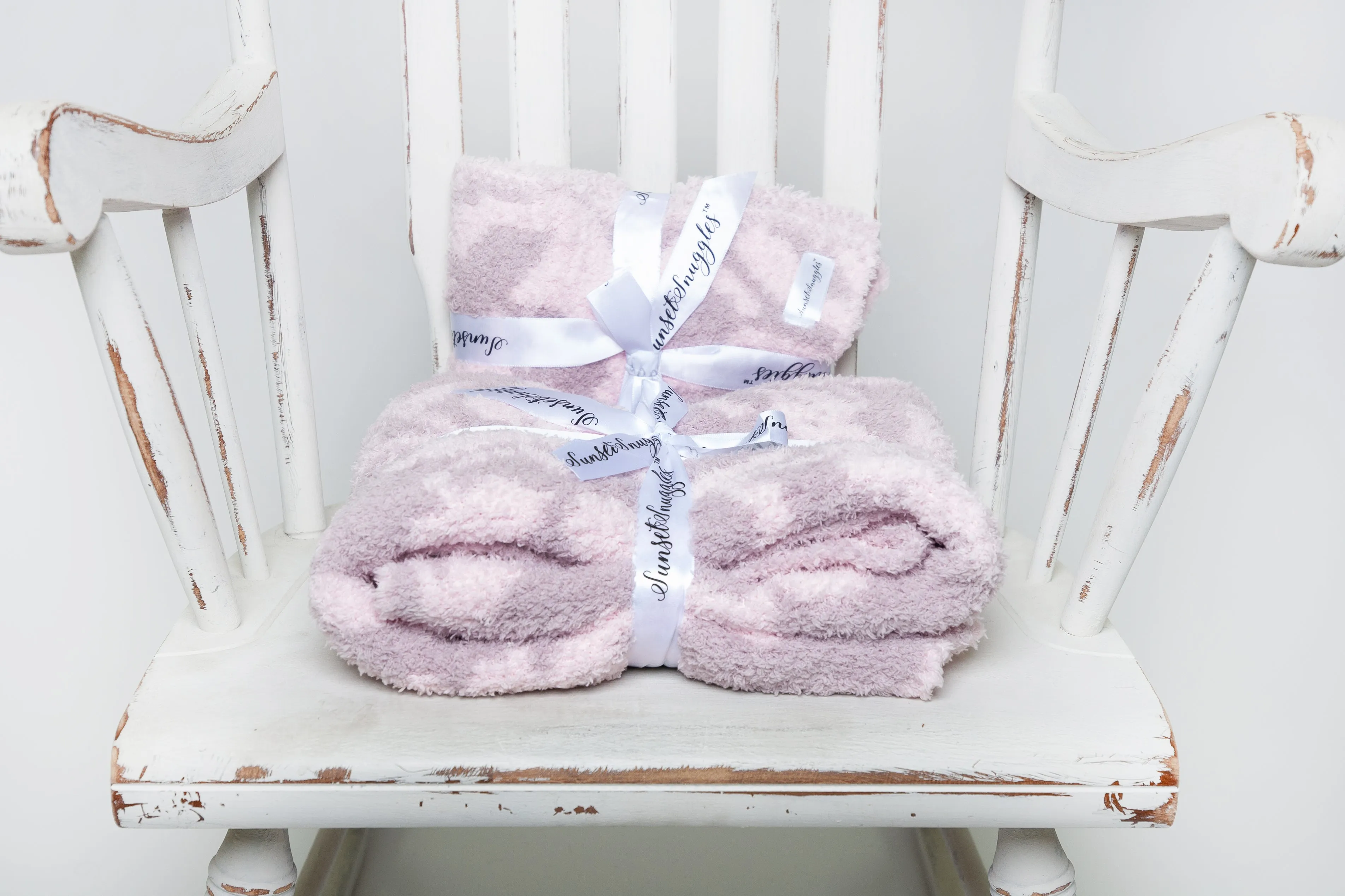 Iced Lilac & Powder Vintage Floral Print Toddler Blanket