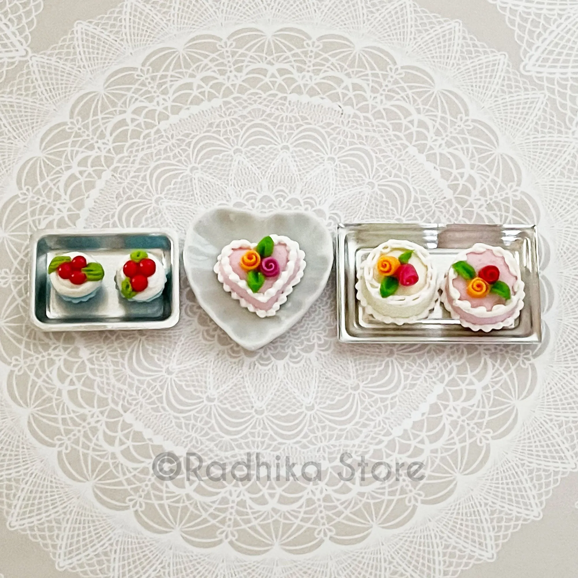 Tiny Sweet Heart Cake - Decorative Rose - Choose - Set of 2